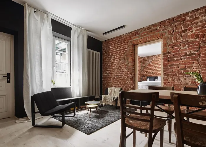 Apartment Old New - Prime Location On Main Square *