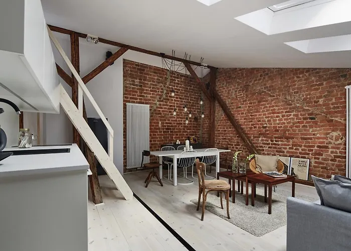 Old New - Prime Location On Main Square Krakow