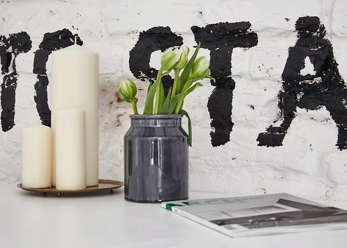 Old New - Prime Location On Main Square *