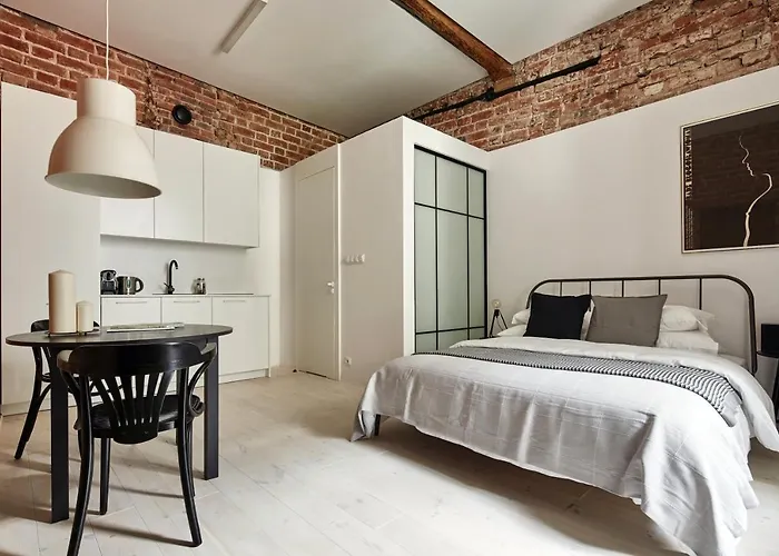 Old New - Prime Location On Main Square Apartment Krakow