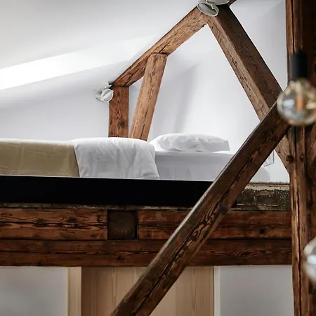 Old New - Prime Location On Main Square