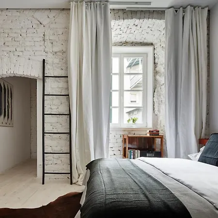 Appartement Old New - Prime Location On Main Square Cracovie