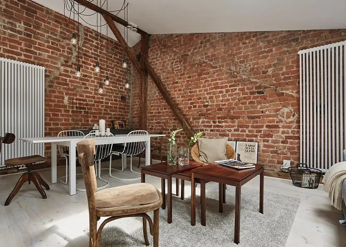 Old New - Prime Location On Main Square Kraków